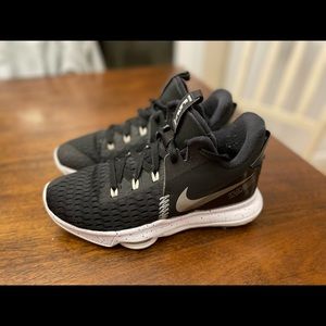 Nike Lebron Witness 5